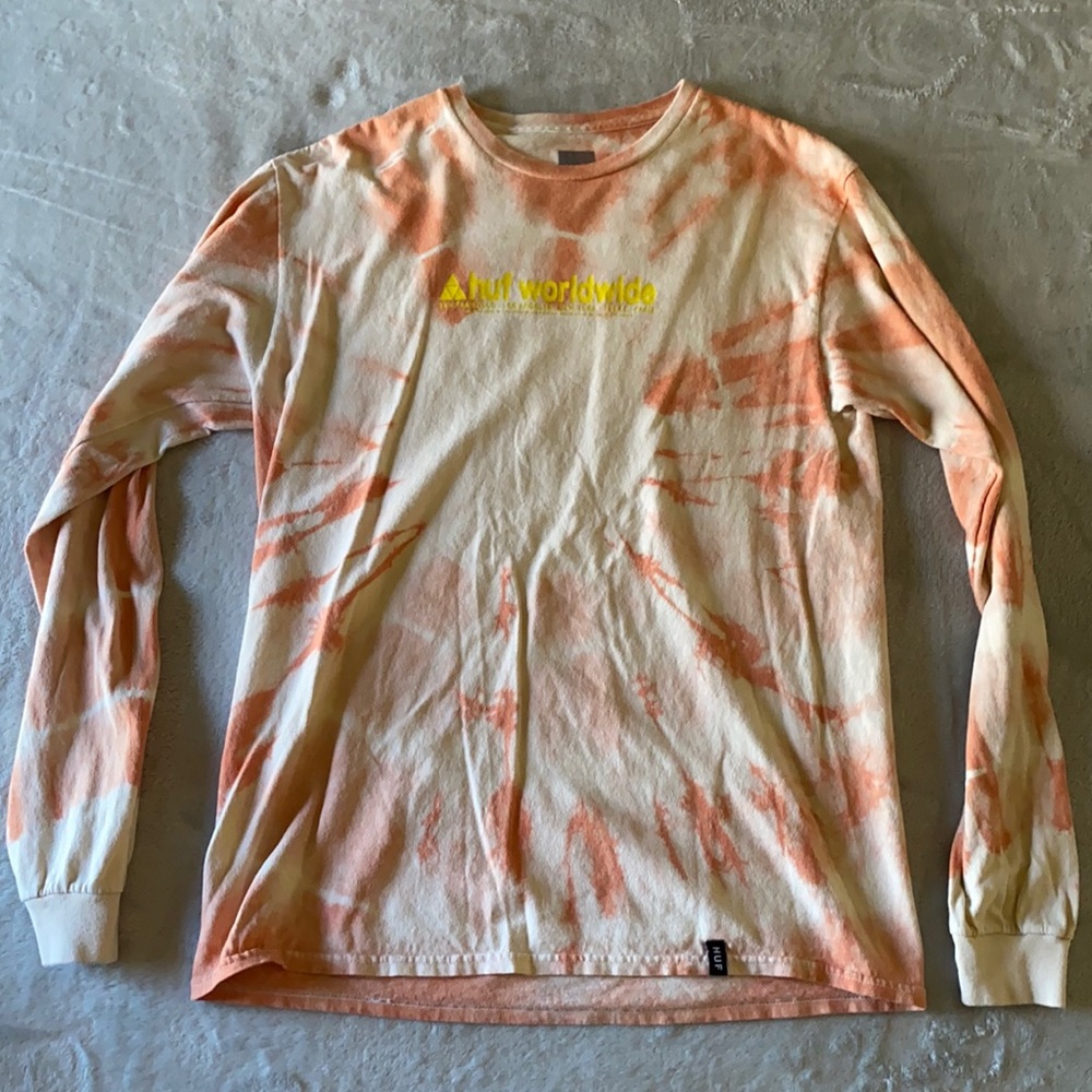 Huf worldwide tie dye shirt